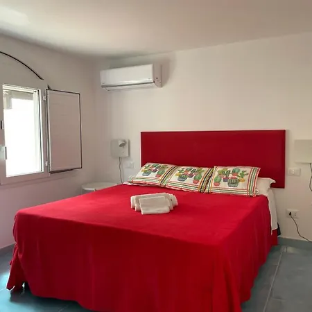 Paradiso Isulidda * מקארי