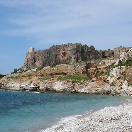 Paradiso Isulidda בית נופש מקארי