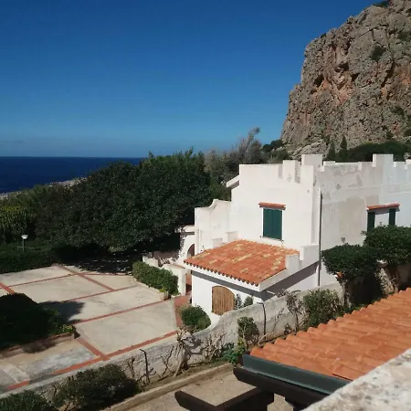 Holiday home Paradiso Isulidda *