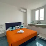 Paradiso Isulidda 펜션 *