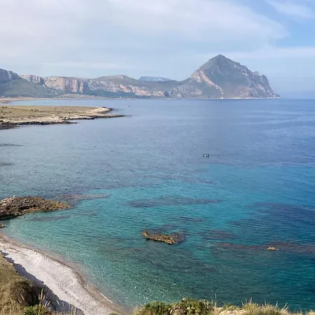 펜션 Paradiso Isulidda *