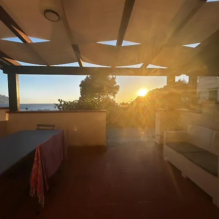 Paradiso Isulidda 度假居